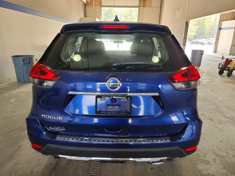 Продажа на аукционе авто 2017 Nissan Rogue, vin: KNMAT2MTXHP500326, номер лота: 67595376