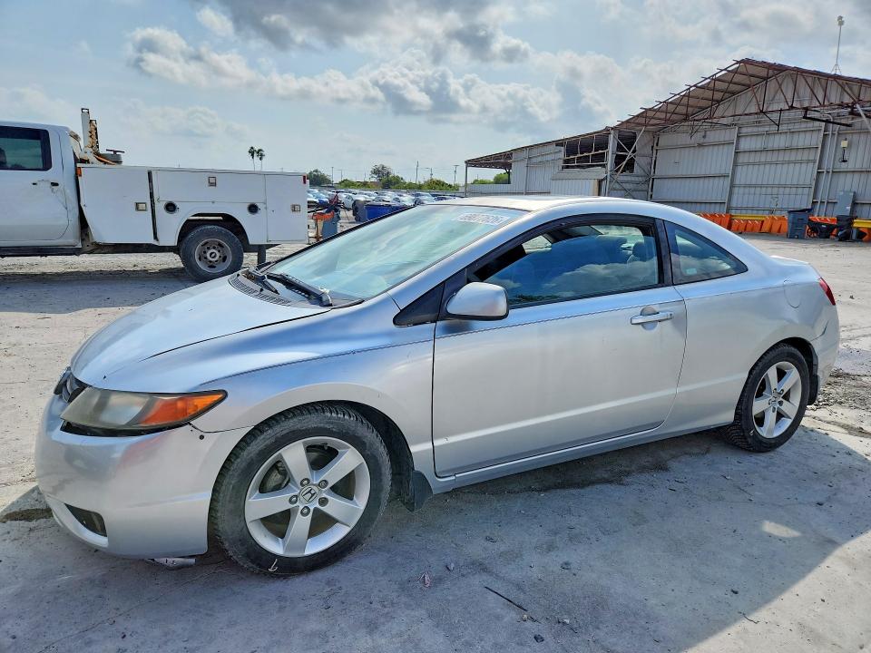 2006 Honda Civic მანქანა იყიდება აუქციონზე, vin: 2HGFG12896H520010, აუქციონის ნომერი: 69877626