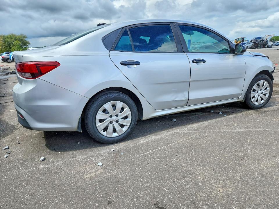 70122326 :رقم المزاد ، 3KPA24ABXJE054811 vin ، 2018 Kia Rio مزاد بيع