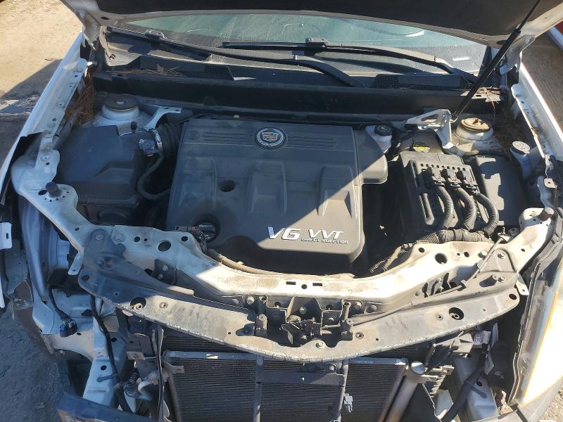 67621816 :رقم المزاد ، 3GYFNDE38DS585442 vin ، 2013 Cadillac Srx مزاد بيع