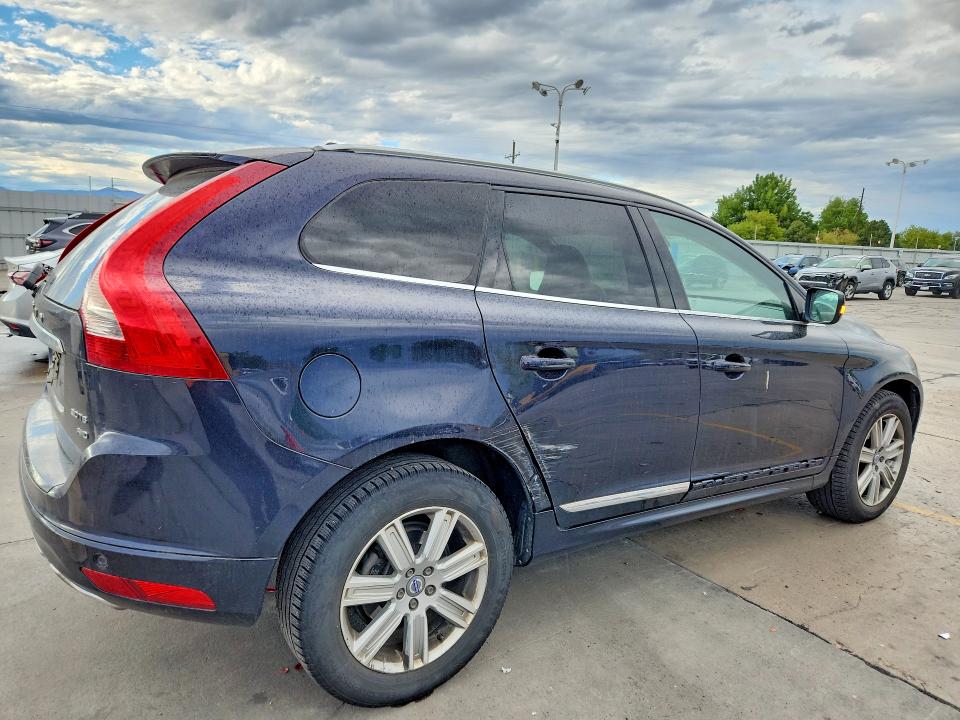 2016 Volvo Xc60 მანქანა იყიდება აუქციონზე, vin: YV4902RK8G2804405, აუქციონის ნომერი: 69824676