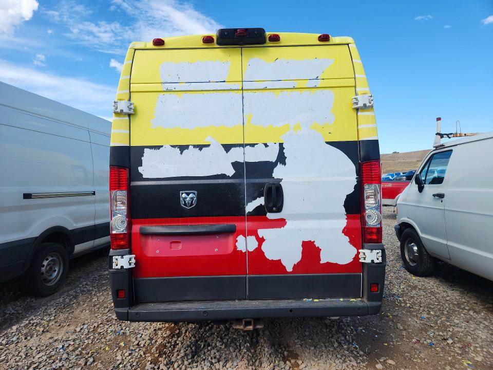 67476126 :رقم المزاد ، 3C6URVJG6JE108915 vin ، 2018 Ram Promaster 3500 مزاد بيع