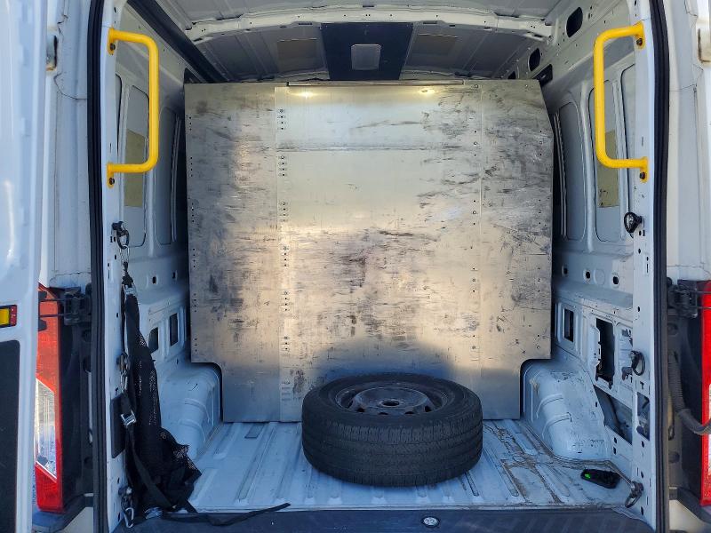 71021046 :رقم المزاد ، 1FTYE2CM7HKB32414 vin ، 2017 Ford Transit مزاد بيع