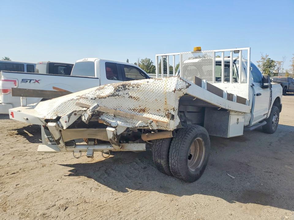 2023 Ford F350 მანქანა იყიდება აუქციონზე, vin: 1FDRF3HT9PEC44552, აუქციონის ნომერი: 64454216