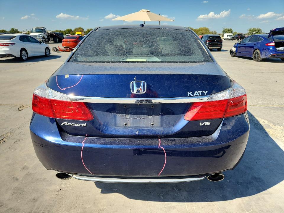 Продажа на аукционе авто 2014 Honda Accord, vin: 1HGCR3F86EA032472, номер лота: 68252396