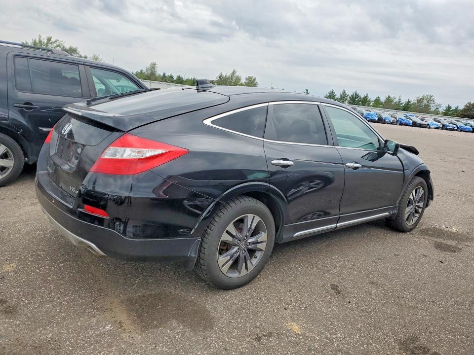 2015 Honda Crosstour მანქანა იყიდება აუქციონზე, vin: 5J6TF2H55FL004196, აუქციონის ნომერი: 70285976