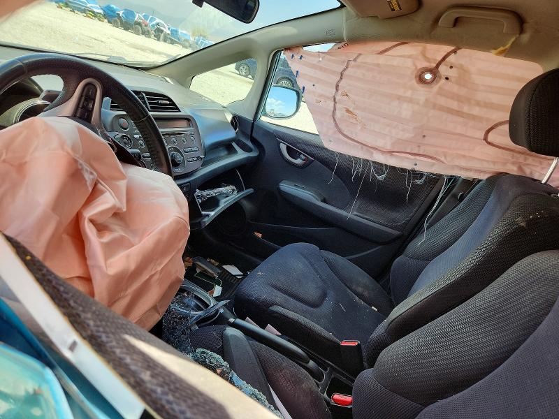 67027276 :رقم المزاد ، JHMGE8H55DC028717 vin ، 2013 Honda Fit مزاد بيع