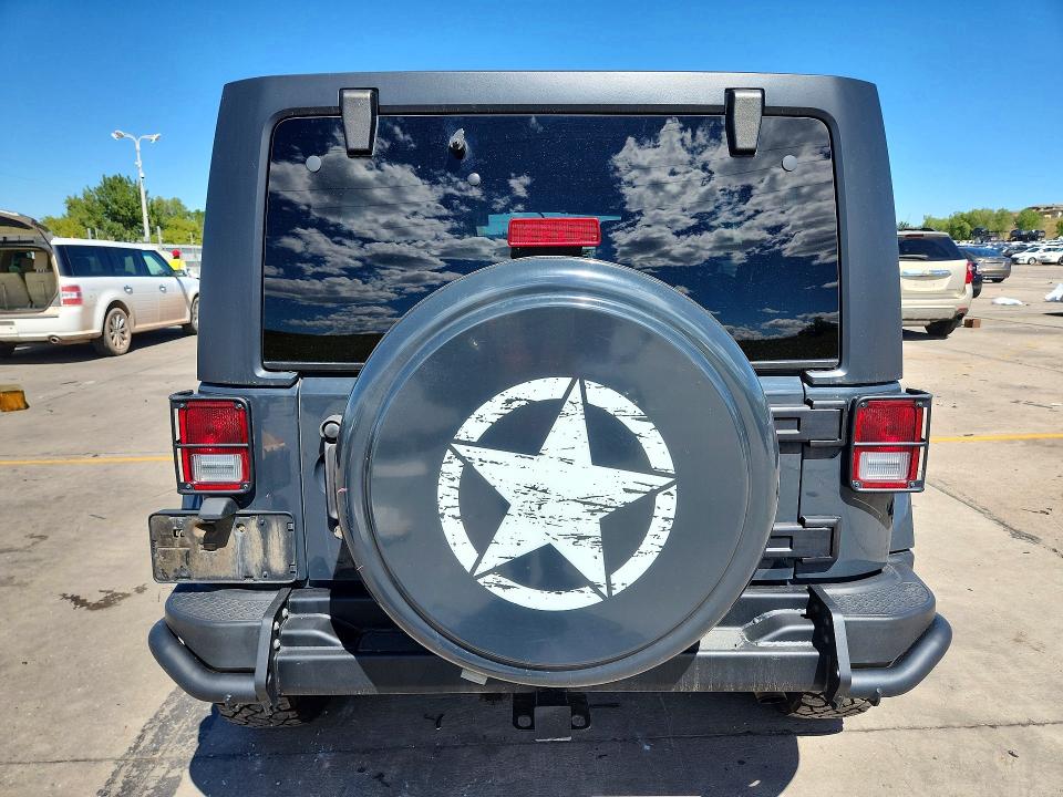 2018 Jeep Wrangler Unlimited მანქანა იყიდება აუქციონზე, vin: 1C4BJWDG4JL868874, აუქციონის ნომერი: 67900496