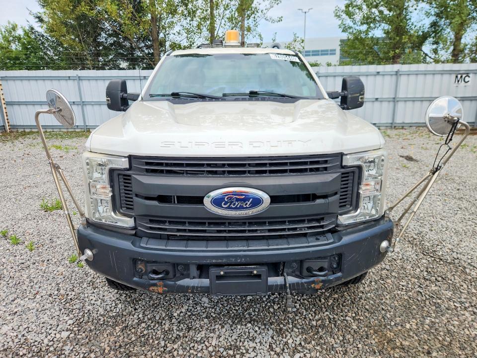 Auction sale of the 2017 Ford F250, vin: 1FTBF2B6XHED37116, lot number: 62805446