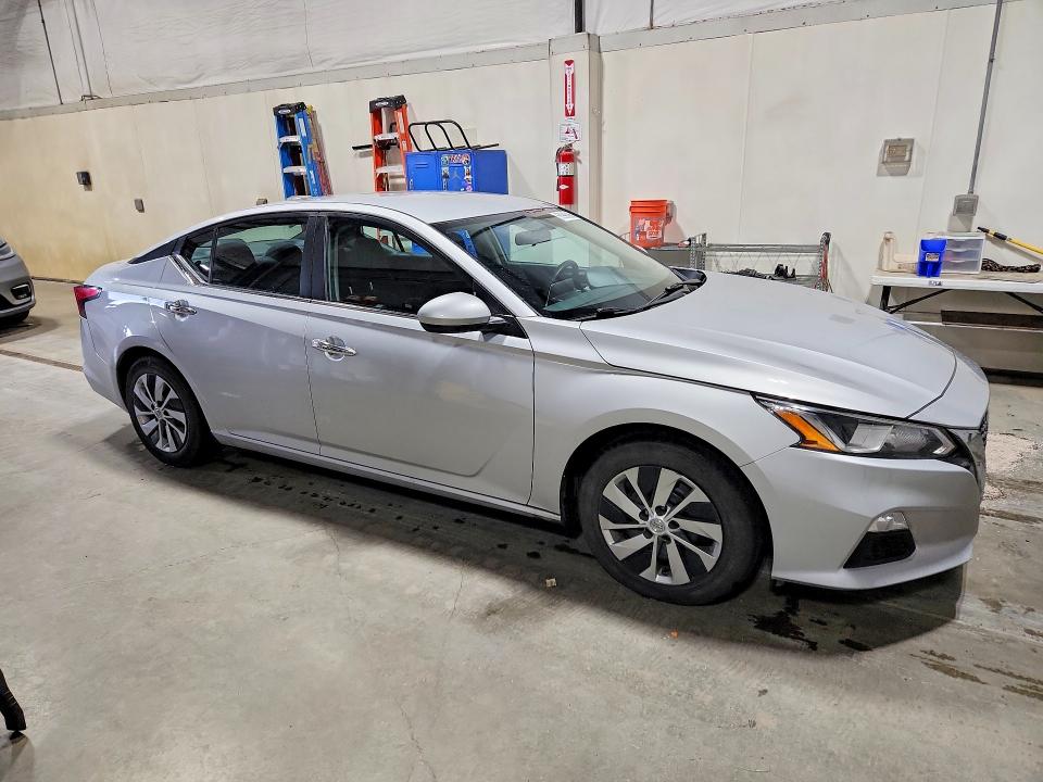 2020 Nissan Altima მანქანა იყიდება აუქციონზე, vin: 1N4BL4BVXLC212820, აუქციონის ნომერი: 68998296