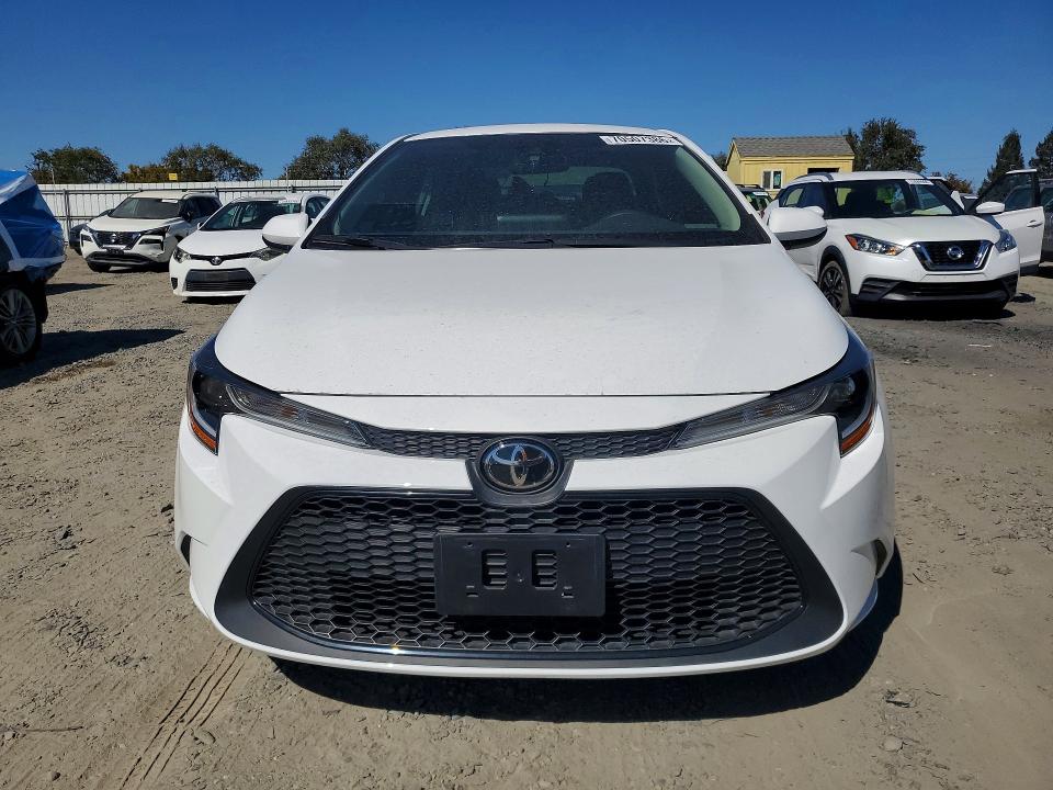 70507386 :رقم المزاد ، 5YFEPMAE0NP302307 vin ، 2022 Toyota Corolla مزاد بيع