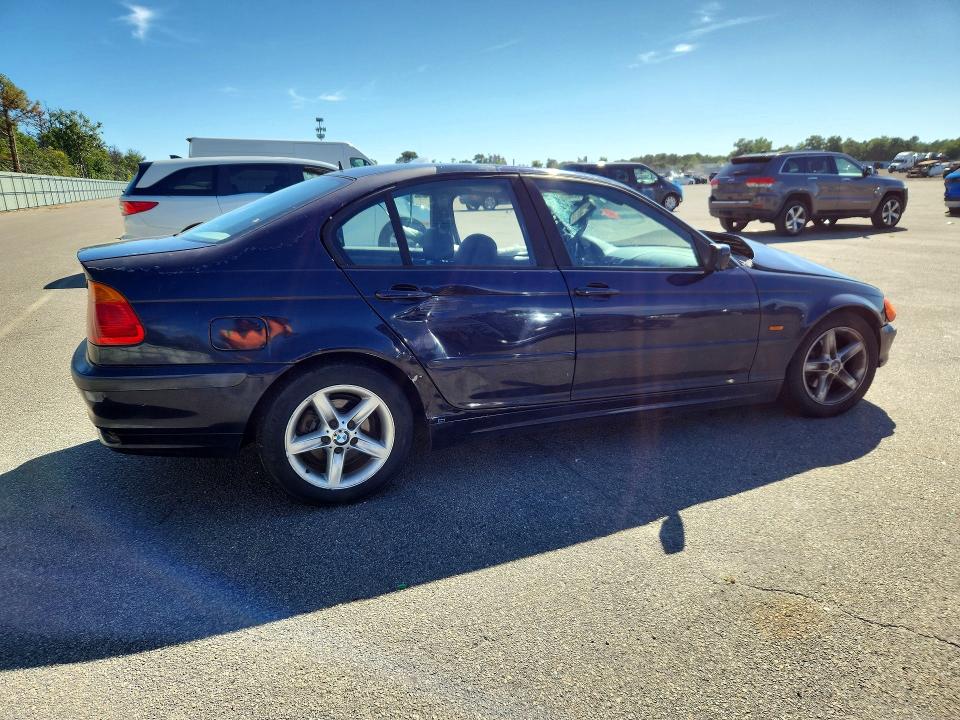 68943306 :رقم المزاد ، WBAAM3339XFP62862 vin ، 1999 Bmw 323 مزاد بيع