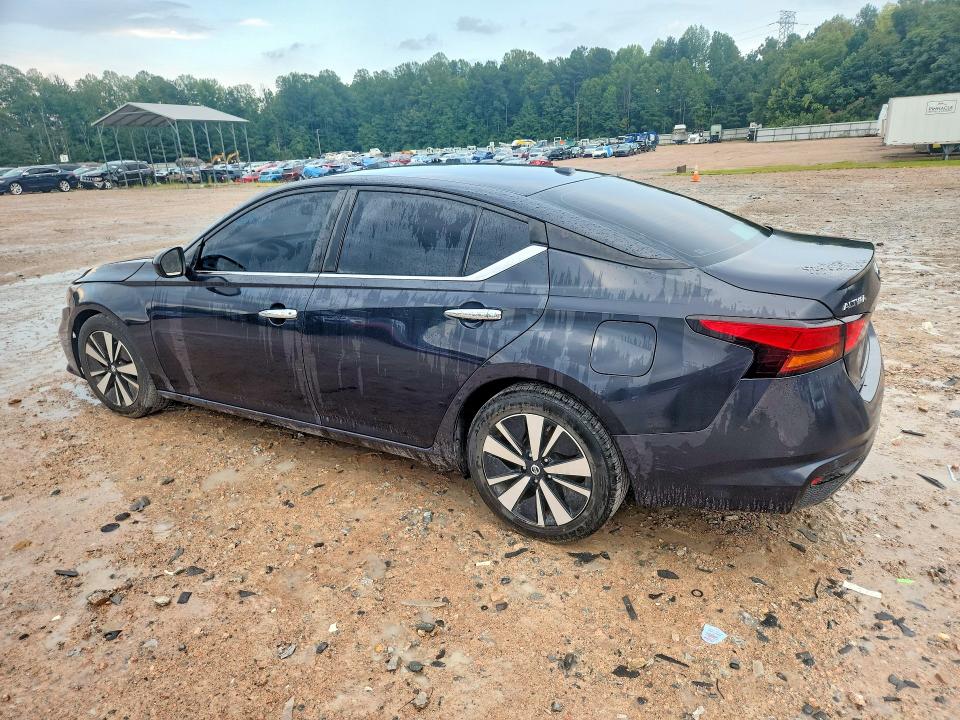 Продажа на аукционе авто 2022 Nissan Altima, vin: 1N4BL4DV8NN320311, номер лота: 67690406