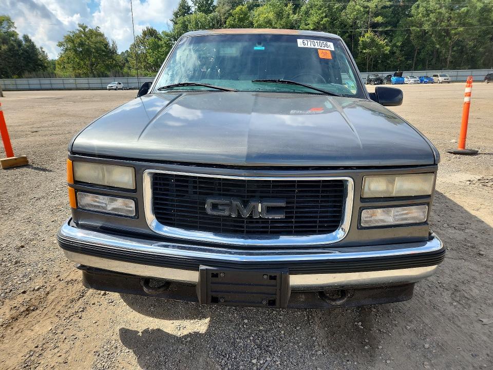 67701056 :رقم المزاد ، 1GKEC13R8XJ788323 vin ، 1999 Gmc Yukon مزاد بيع
