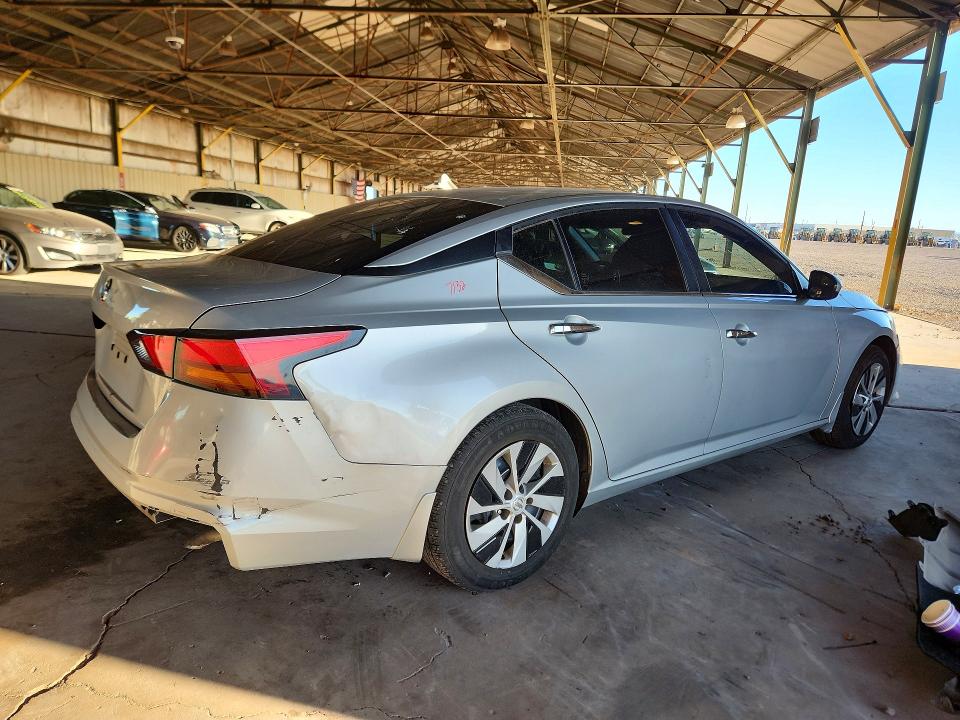 2021 Nissan Altima მანქანა იყიდება აუქციონზე, vin: 1N4BL4BV3MN352777, აუქციონის ნომერი: 69715226