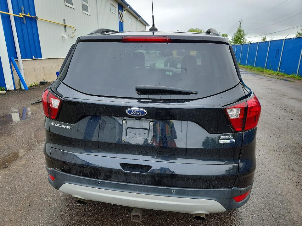 68184136 :رقم المزاد ، 1FMCU9HDXKUB68006 vin ، 2019 Ford Escape مزاد بيع