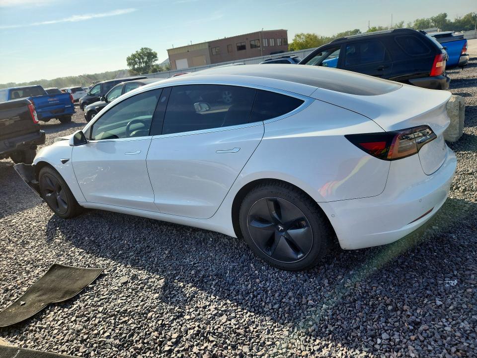 Продажа на аукционе авто 2018 Tesla Model 3, vin: 5YJ3E1EB5JF094684, номер лота: 67847626