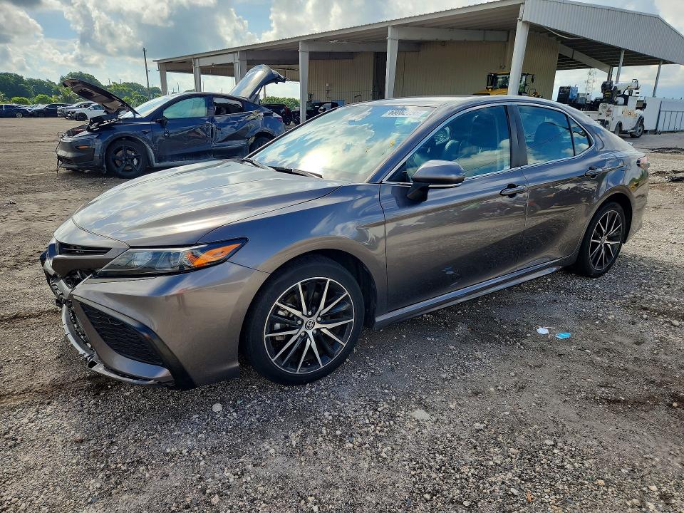 Продаж на аукціоні авто 2023 Toyota Camry, vin: 4T1G11AK5PU781615, номер лоту: 68062196