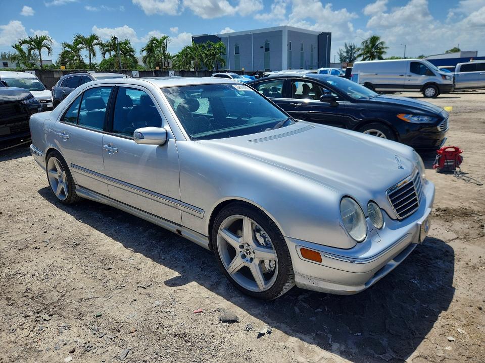 2001 Mercedes-benz E მანქანა იყიდება აუქციონზე, vin: WDBJF74J31B309660, აუქციონის ნომერი: 69146086