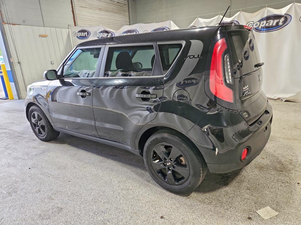 67422576 :رقم المزاد ، KNDJN2A2XJ7905713 vin ، 2018 Kia Soul مزاد بيع