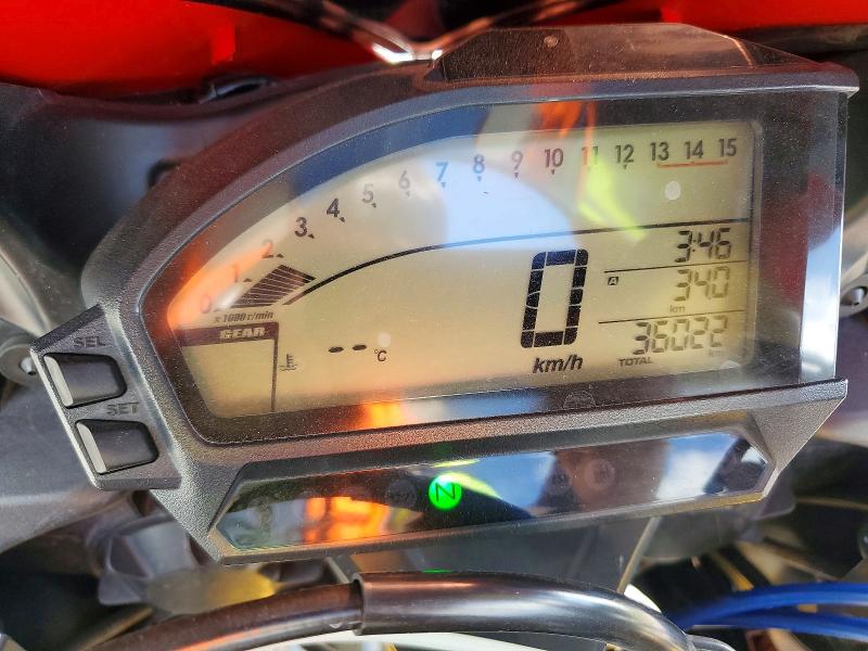 68797916 :رقم المزاد ، JH2SC59M8FK700016 vin ، 2015 Honda Cbr1000 مزاد بيع