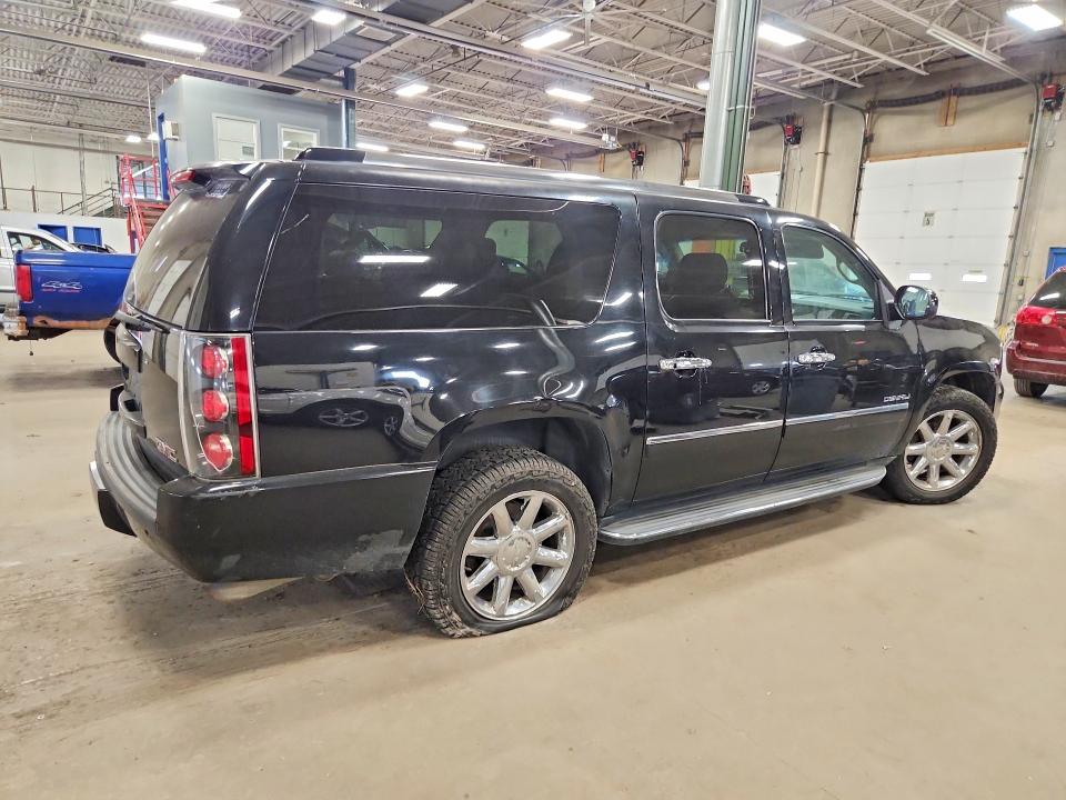 2014 Gmc Yukon Xl მანქანა იყიდება აუქციონზე, vin: 1GKS2MEF3ER170710, აუქციონის ნომერი: 68602776