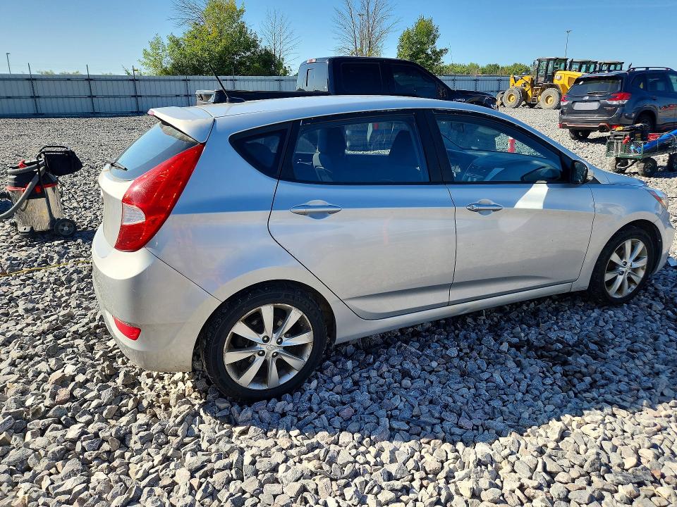 68340346 :رقم المزاد ، KMHCU5AE9DU106725 vin ، 2013 Hyundai Accent مزاد بيع