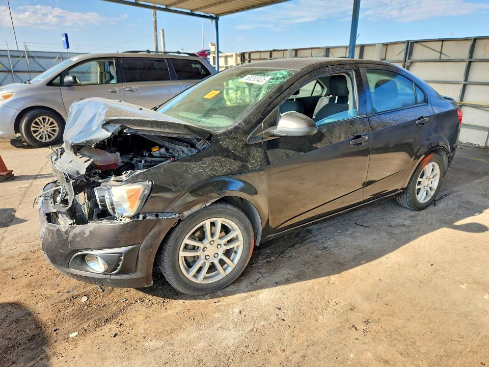 68293426 :رقم المزاد ، 1G1JC5SH9F4136052 vin ، 2015 Chevrolet Sonic مزاد بيع