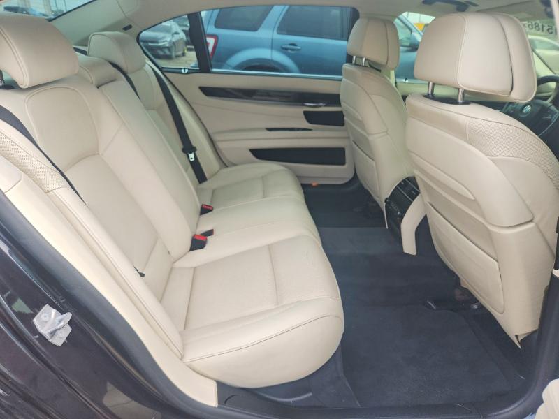 2015 Bmw 750 მანქანა იყიდება აუქციონზე, vin: WBAYF8C57FD653950, აუქციონის ნომერი: 67215186
