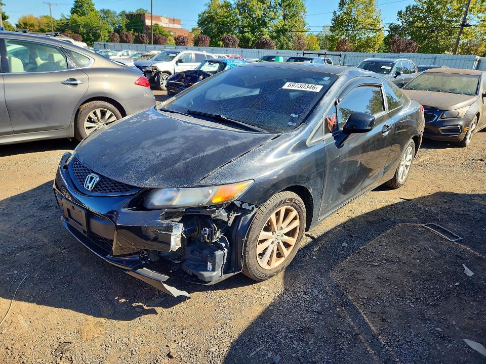 Auction sale of the 2012 Honda Civic, vin: 2HGFG3B17CH523255, lot number: 69730346
