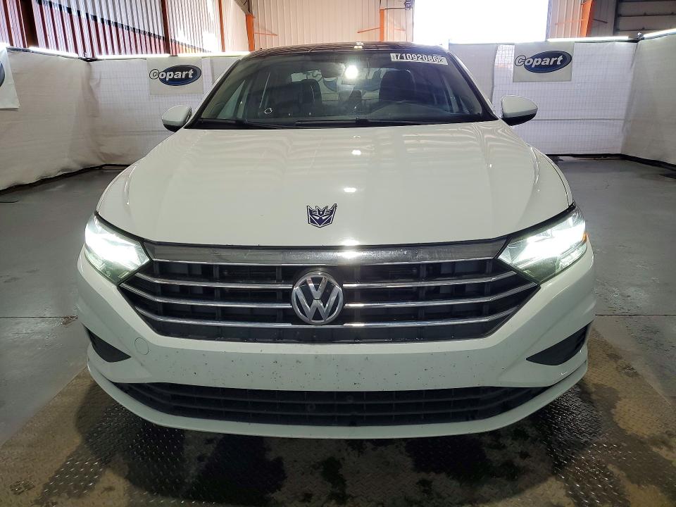 2021 Volkswagen Jetta მანქანა იყიდება აუქციონზე, vin: 3VWE57BU1MM073300, აუქციონის ნომერი: 71092086