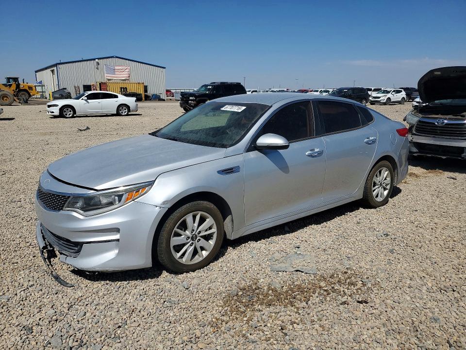 2017 Kia Optima მანქანა იყიდება აუქციონზე, vin: 5XXGT4L31HG134318, აუქციონის ნომერი: 67707716