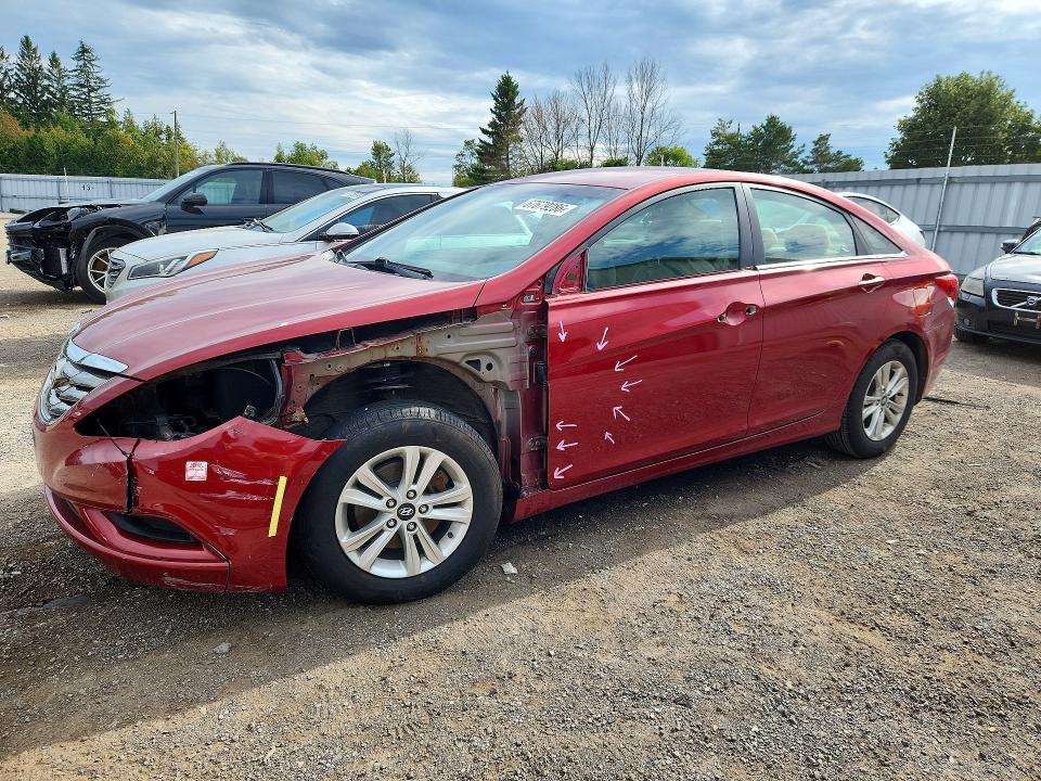 67679286 :رقم المزاد ، 5NPEB4AC9BH137377 vin ، 2011 Hyundai Sonata مزاد بيع