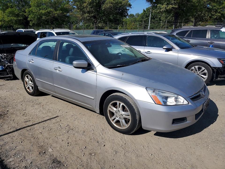 68619016 :رقم المزاد ، 1HGCM56807A080739 vin ، 2007 Honda Accord مزاد بيع