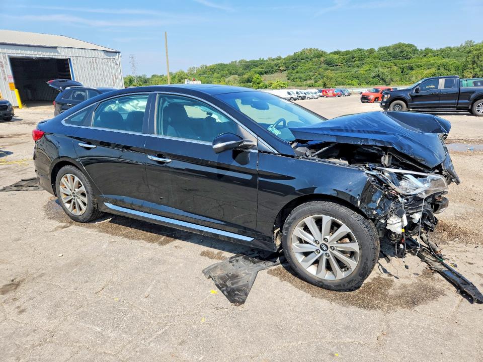 67435726 :رقم المزاد ، 5NPE34AF9HH529887 vin ، 2017 Hyundai Sonata مزاد بيع