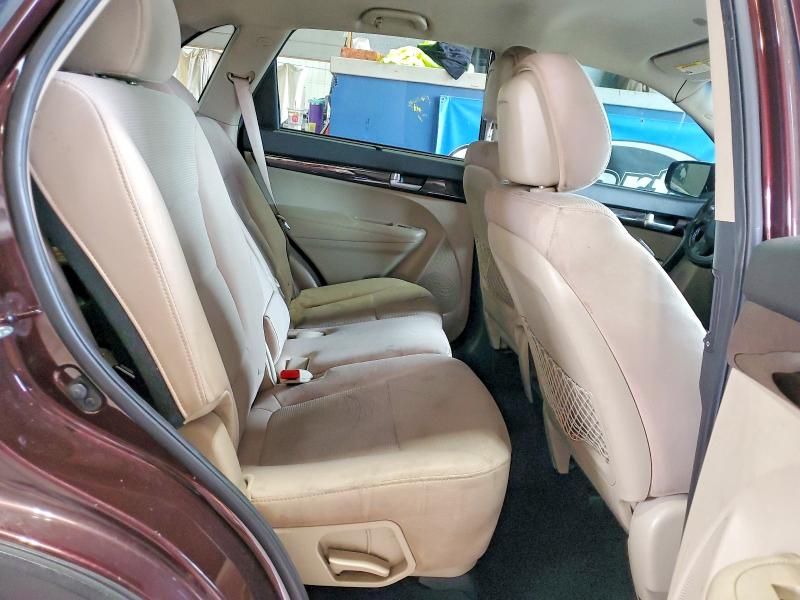 2014 Kia Sorento მანქანა იყიდება აუქციონზე, vin: 5XYKT3A60EG433260, აუქციონის ნომერი: 67619336