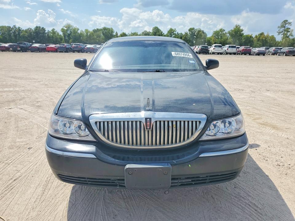 Aukcja sprzedaży 2011 Lincoln Town Car, vin: 2LNBL8EV5BX766146, numer aukcji: 68974956