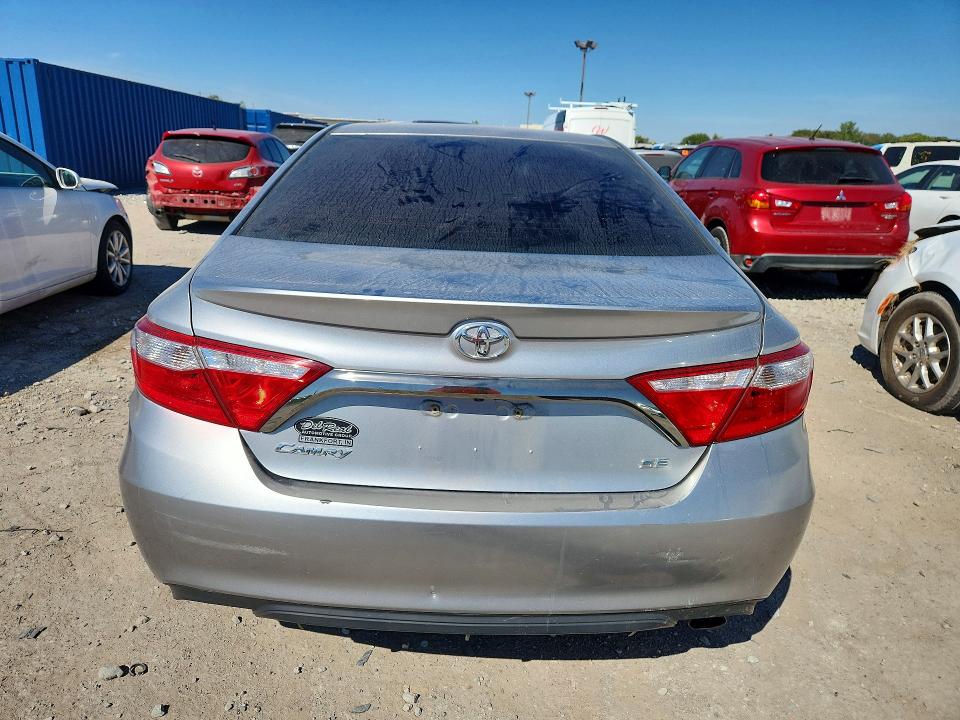 2016 Toyota Camry მანქანა იყიდება აუქციონზე, vin: 4T1BF1FK1GU560534, აუქციონის ნომერი: 70841966