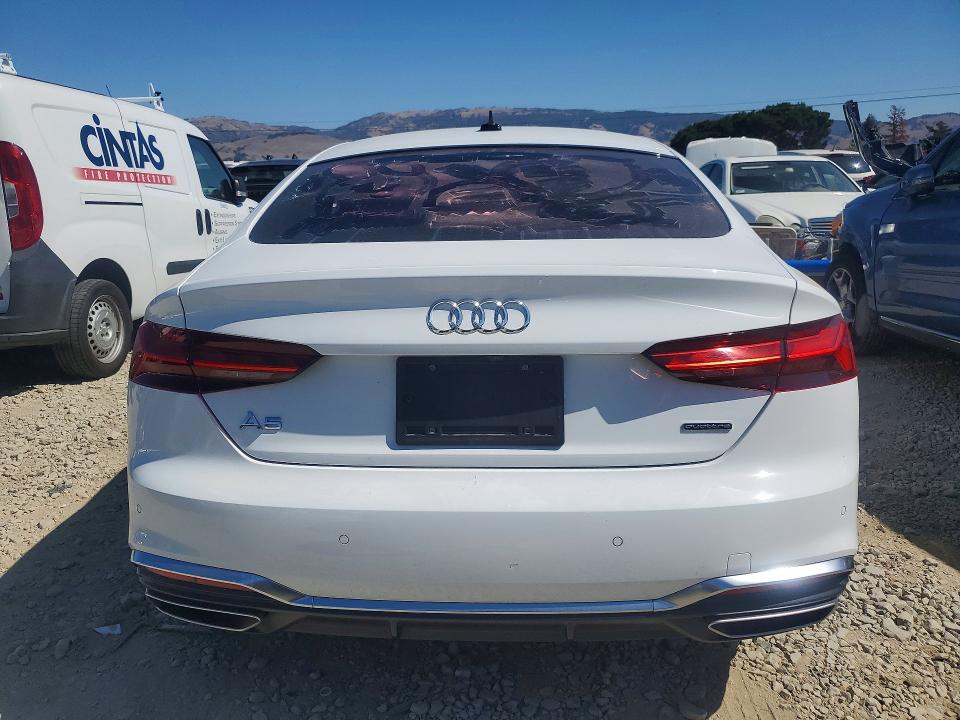 2024 Audi A5 მანქანა იყიდება აუქციონზე, vin: WAUFACF55RA040252, აუქციონის ნომერი: 69446216