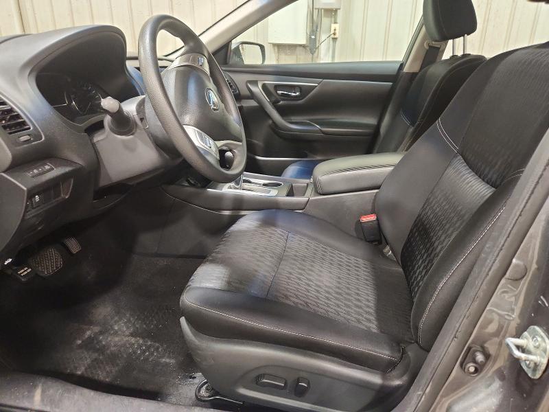 Продаж на аукціоні авто 2017 Nissan Altima, vin: 1N4AL3APXHC256817, номер лоту: 68885996