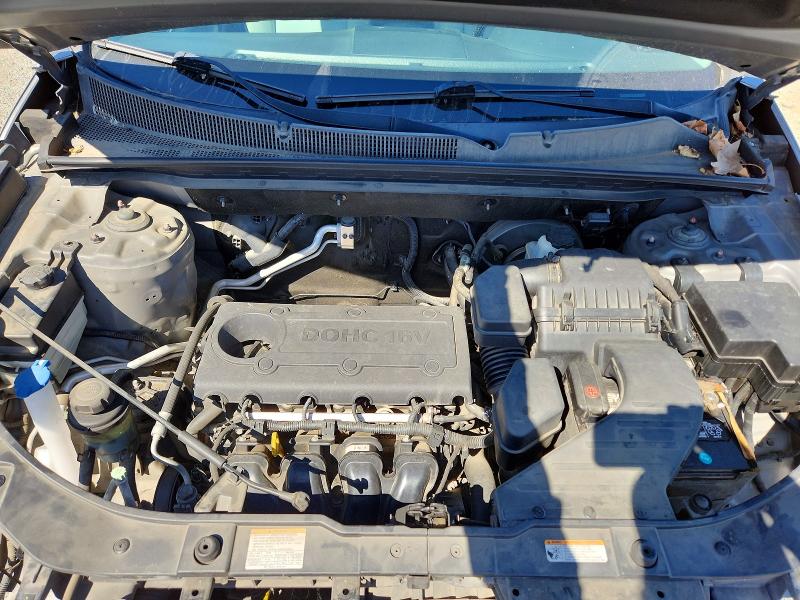 70847936 :رقم المزاد ، 5XYKT4A1XBG076935 vin ، 2011 Kia Sorento مزاد بيع