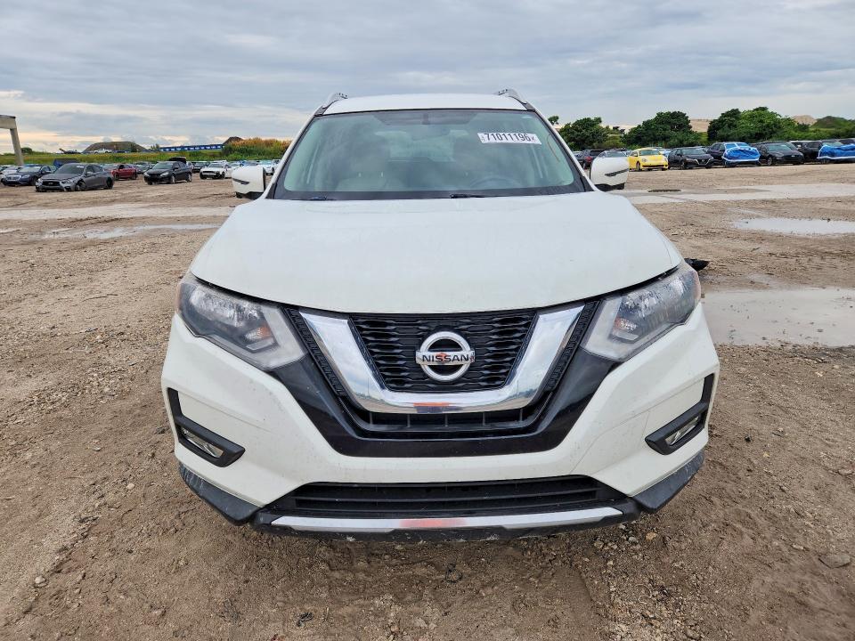 2017 Nissan Rogue მანქანა იყიდება აუქციონზე, vin: KNMAT2MT2HP554204, აუქციონის ნომერი: 71011196