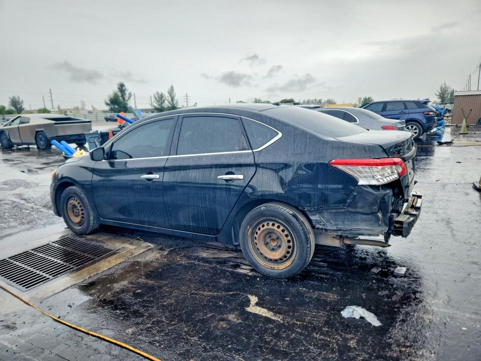 Продаж на аукціоні авто 2015 Nissan Sentra, vin: 3N1AB7AP0FL678474, номер лоту: 71215806