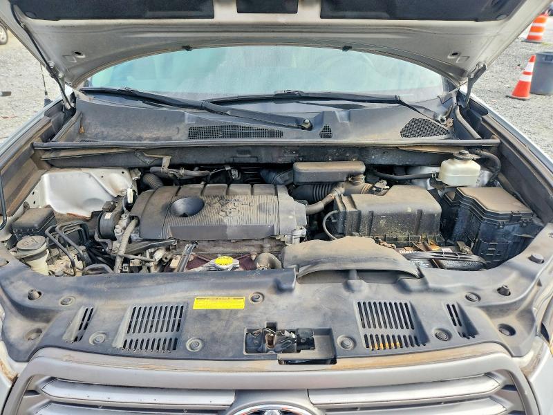 2010 Toyota Highlander მანქანა იყიდება აუქციონზე, vin: 5TDZA3EH0AS007260, აუქციონის ნომერი: 68630216