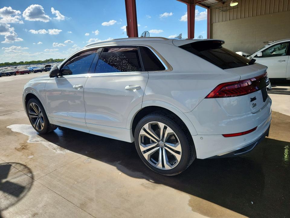 68361806 :رقم المزاد ، WA1BVAF12KD038755 vin ، 2019 Audi Q8 مزاد بيع