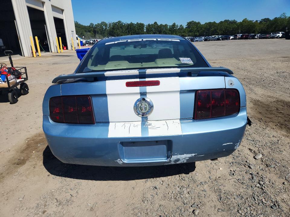 2006 Ford Mustang მანქანა იყიდება აუქციონზე, vin: 1ZVFT80N965200444, აუქციონის ნომერი: 70664296