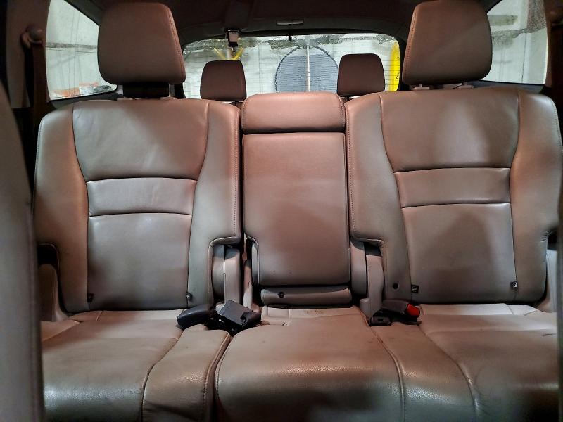 70050546 :رقم المزاد ، 5FNYF6H82GB010636 vin ، 2016 Honda Pilot مزاد بيع