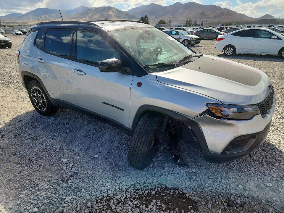 2024 Jeep Compass მანქანა იყიდება აუქციონზე, vin: 3C4NJDDN7RT107563, აუქციონის ნომერი: 69359086