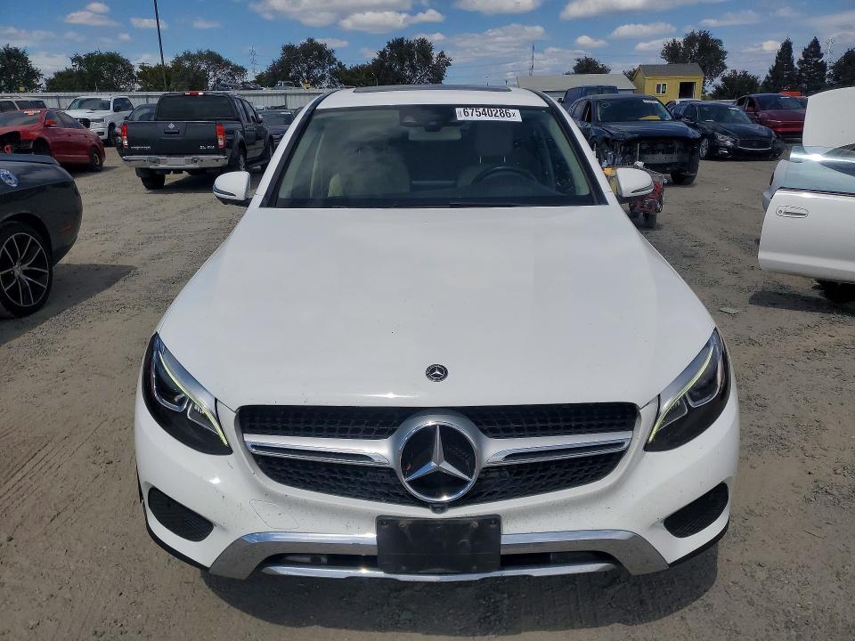 67540286 :رقم المزاد ، WDC0J4KB9KF637904 vin ، 2019 Mercedes-benz Glc Coupe مزاد بيع