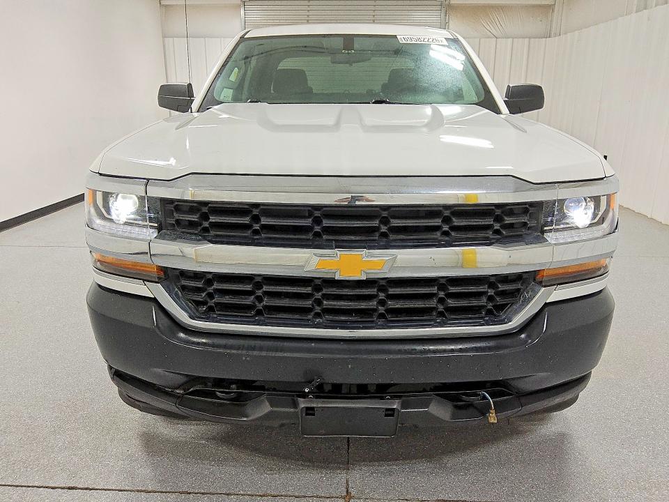 Продаж на аукціоні авто 2018 Chevrolet Silverado, vin: 3GCUKNEH1JG140336, номер лоту: 69582226
